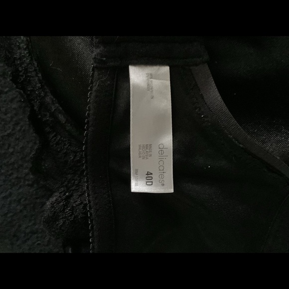 Satin & Lace Bra - Picture 7 of 8